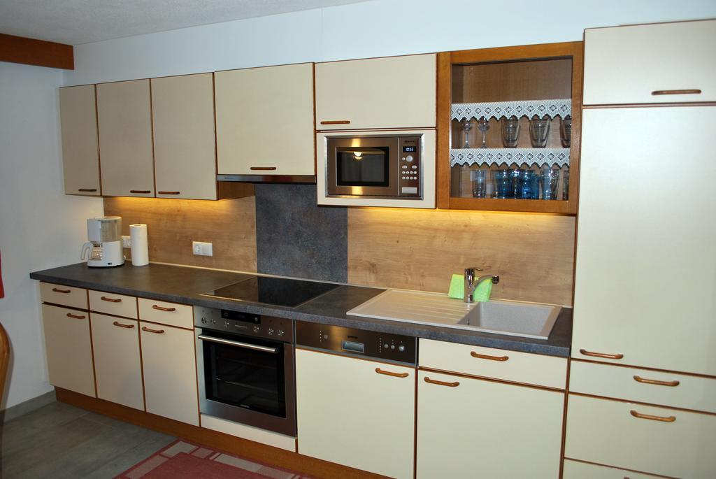 Ferienwohnung Nuener Гринс Экстерьер фото