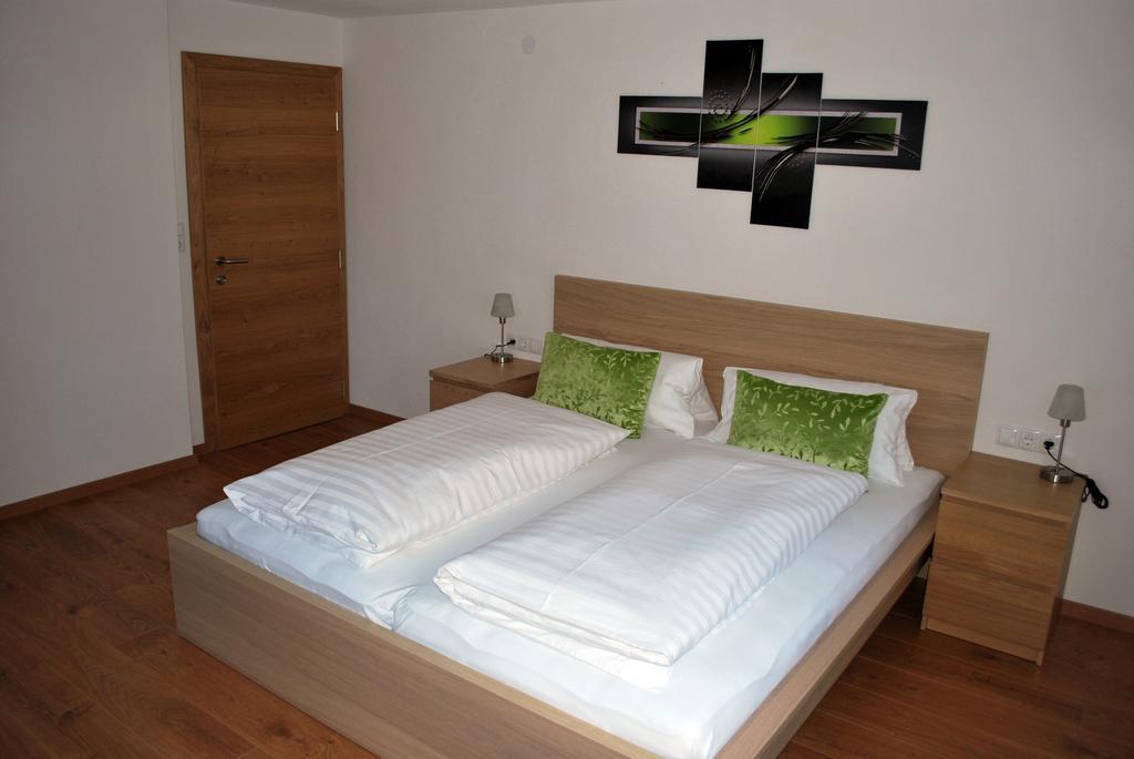 Ferienwohnung Nuener Гринс Экстерьер фото